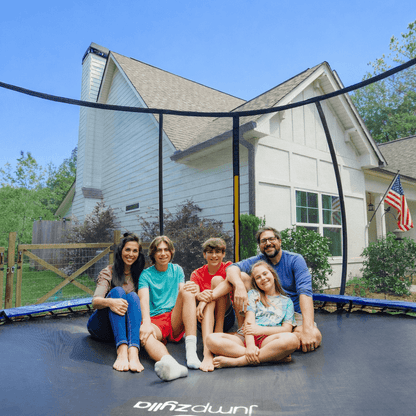 Jumpzylla Trampoline all family in place 